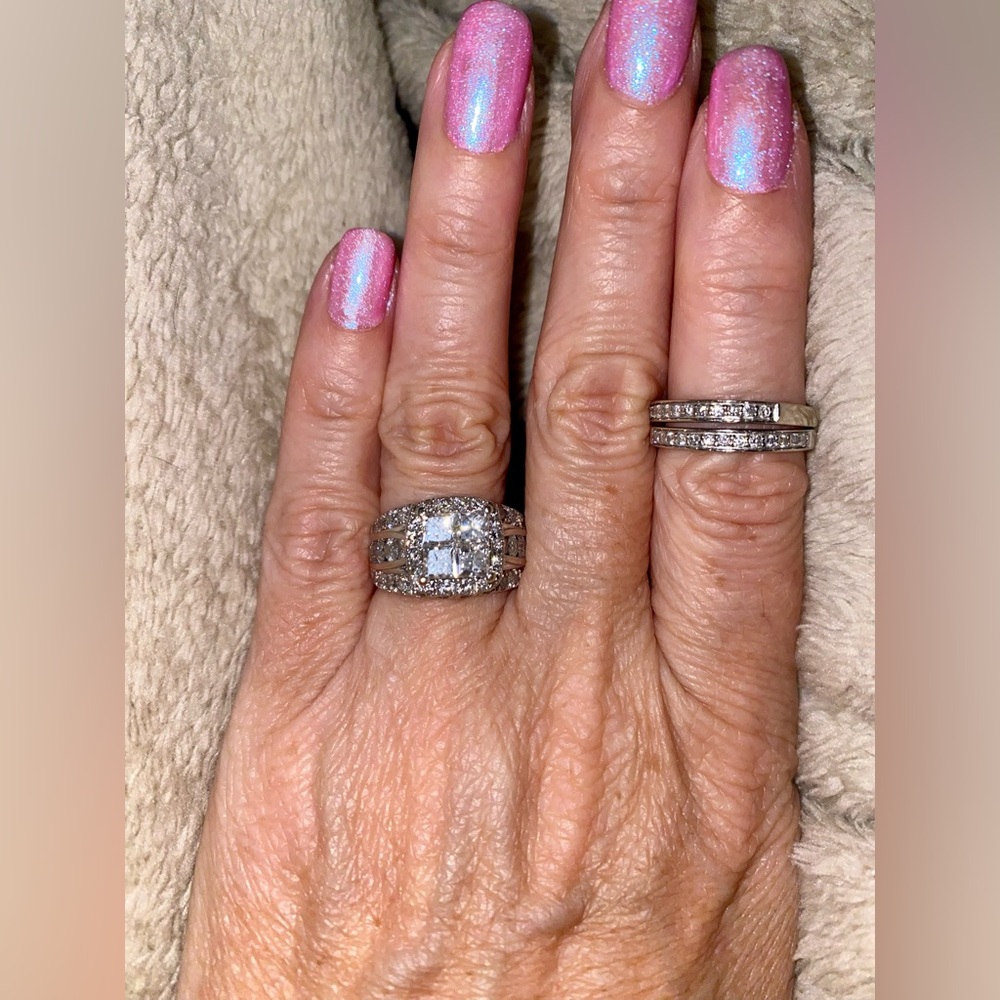 4 carat TCW! 14k white gold. Dripping WITH DIAMONDS! BLING RING! - Picture 7 of 12